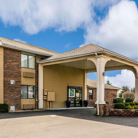 Quality Inn I-74 Бэйтсвилл Экстерьер фото