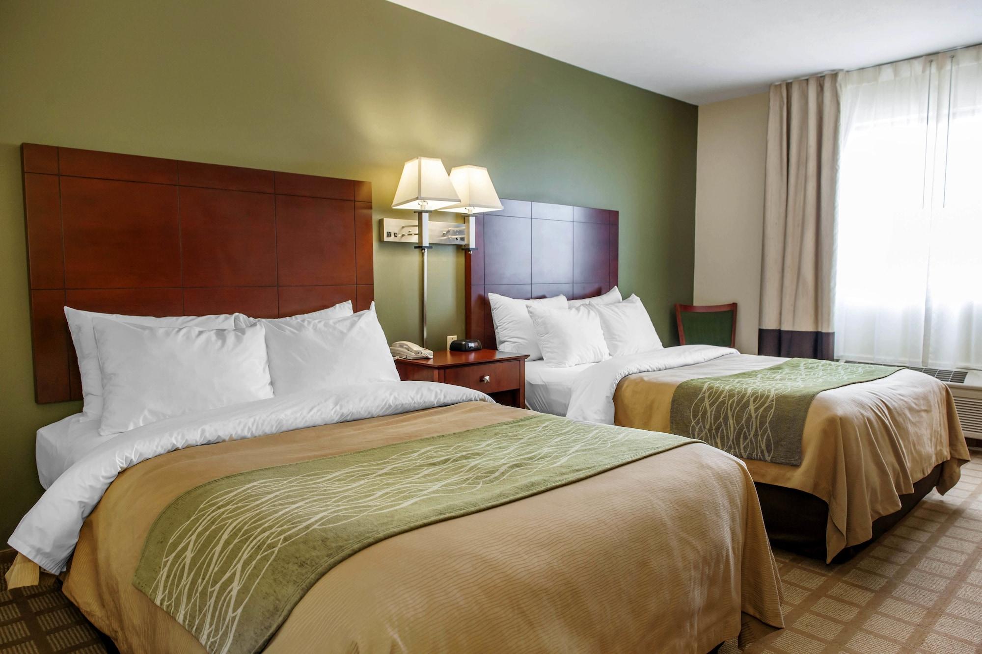 Quality Inn I-74 Бэйтсвилл Экстерьер фото