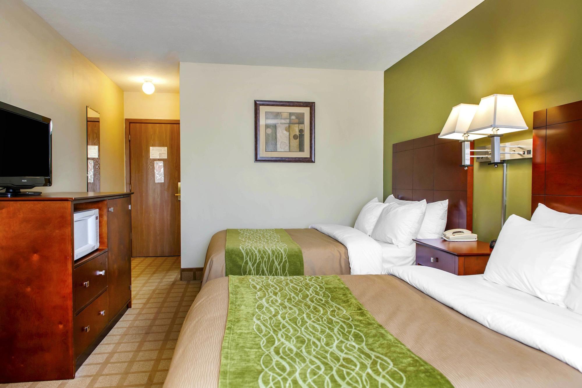 Quality Inn I-74 Бэйтсвилл Экстерьер фото